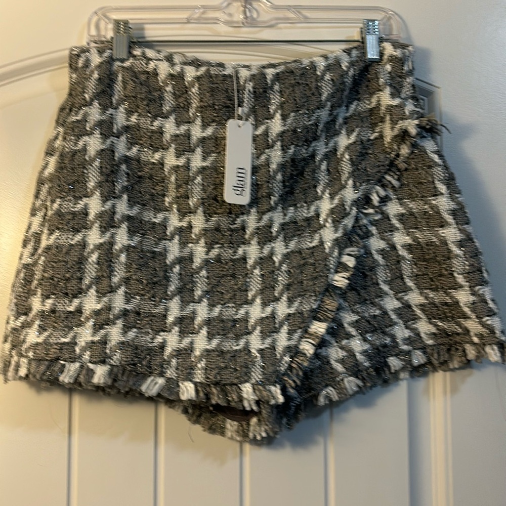 Grey and White Plaid Skort